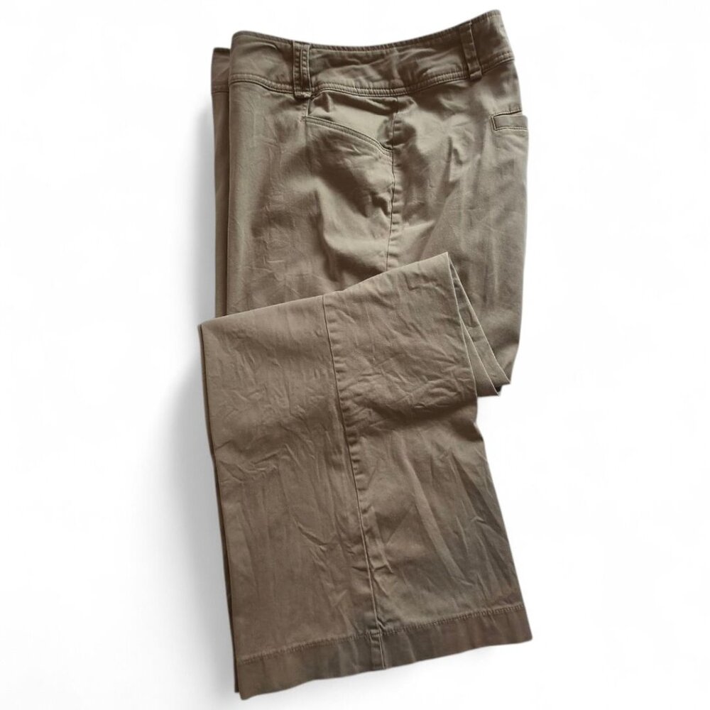 Venezia Womens Plus Size 28 Khaki Chino Pants Double Button Waist Closure